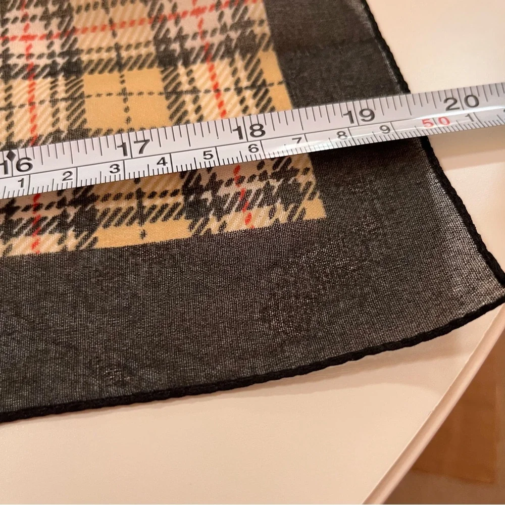 Vintage 80 90 Retro Camel Tan Black Academia Plaid classic Preppy Neck Scarf - Picture 6 of 13